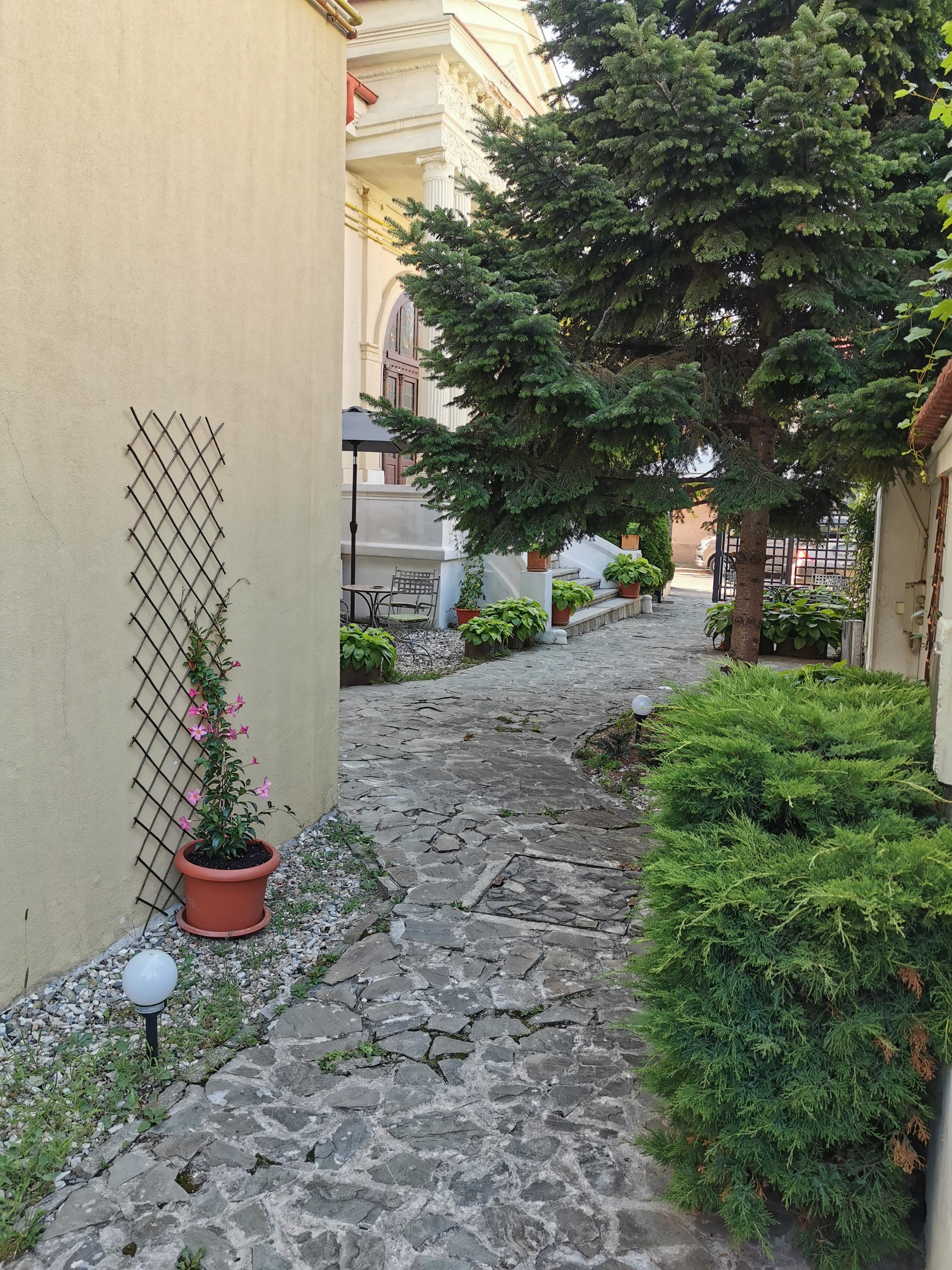 מלון דירות Prince Residence Apartments 3*